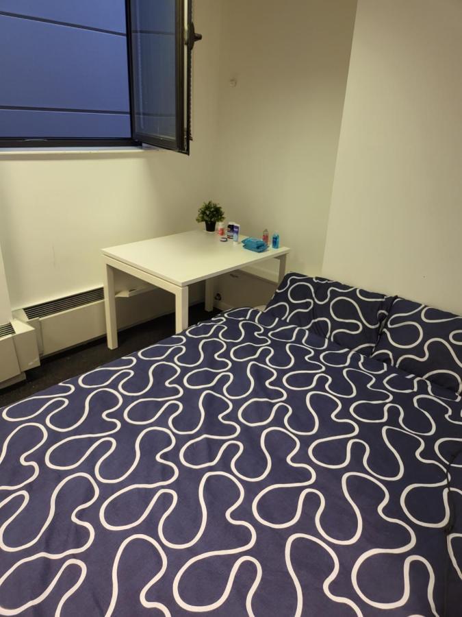 The Crash Room In East Croydon Extérieur photo